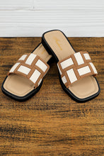 Load image into Gallery viewer, Beige Two Tone Contrast PU Leather Square Toe Slippers