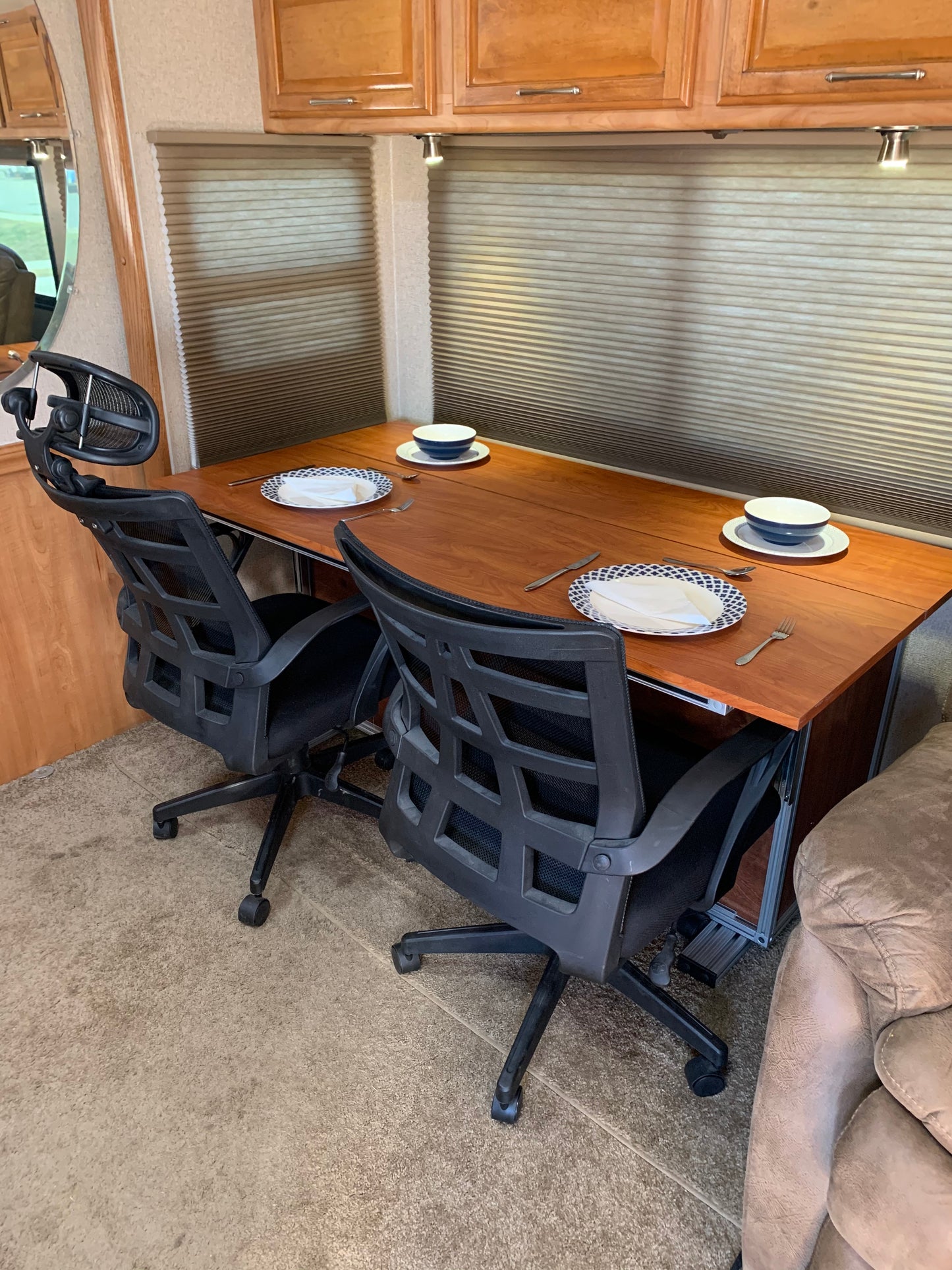 QuarterSign™ Dinette/Desk Combination Multi-Monitor Workstation