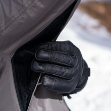 Load image into Gallery viewer, Shift Womens Heated Snowboard Jacket